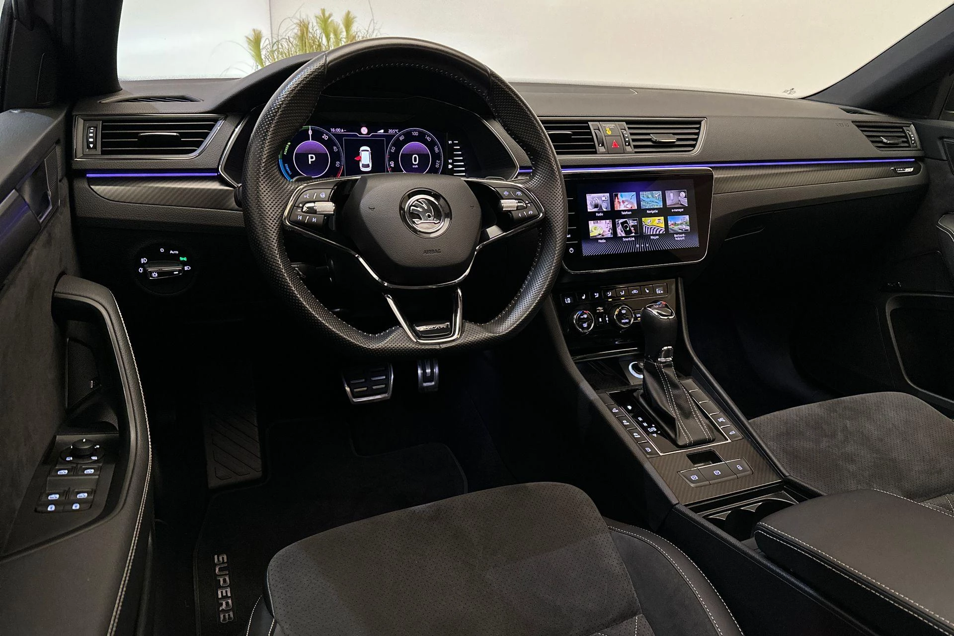Hoofdafbeelding Škoda Superb