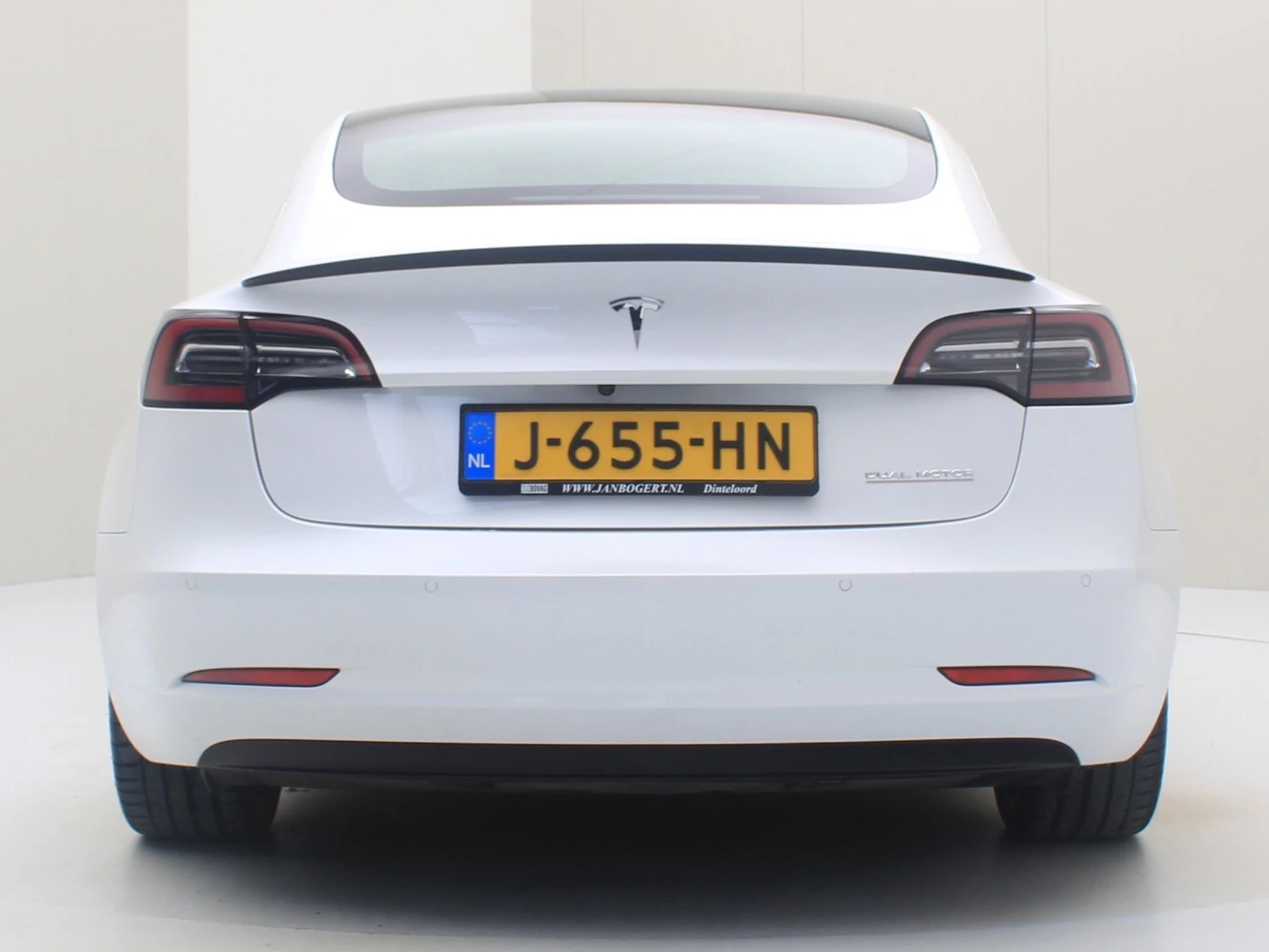 Hoofdafbeelding Tesla Model 3