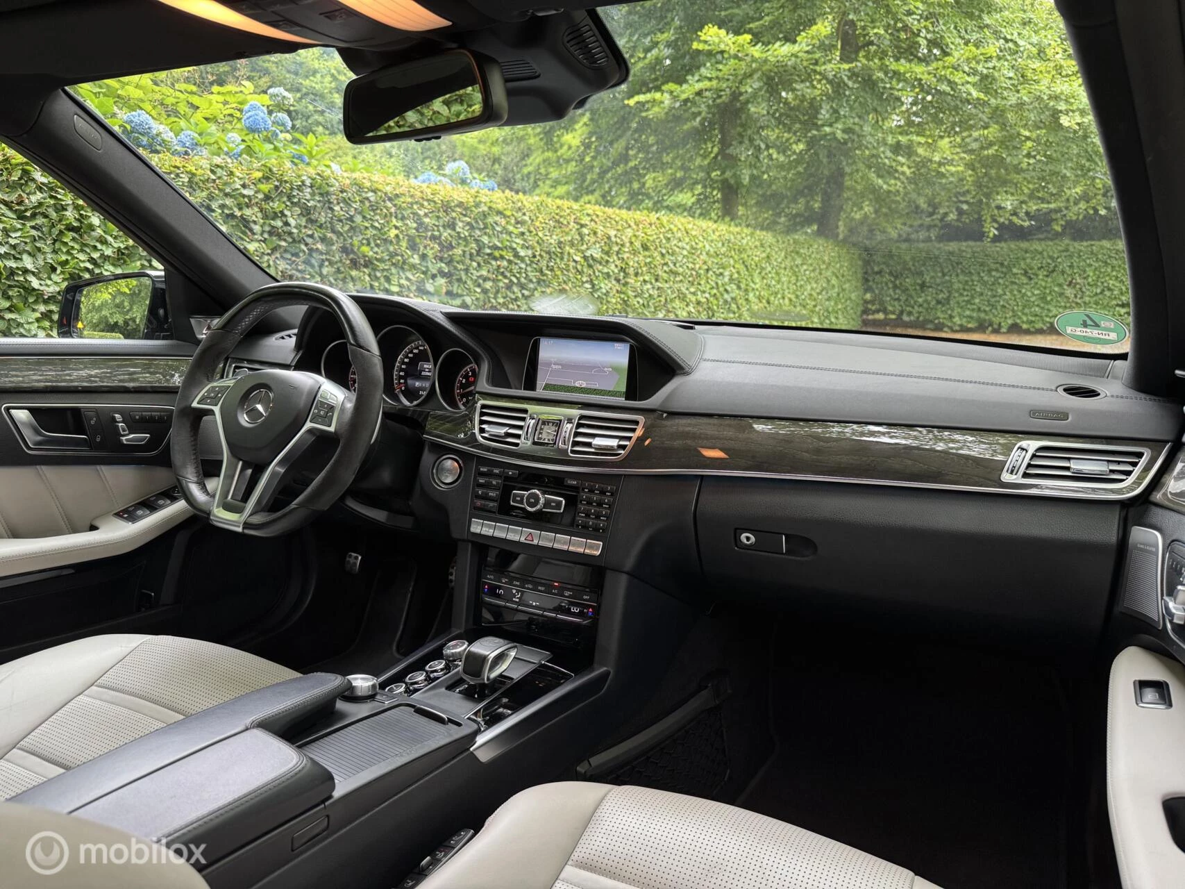 Hoofdafbeelding Mercedes-Benz E-Klasse