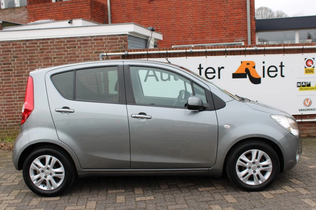 Hoofdafbeelding Opel Agila