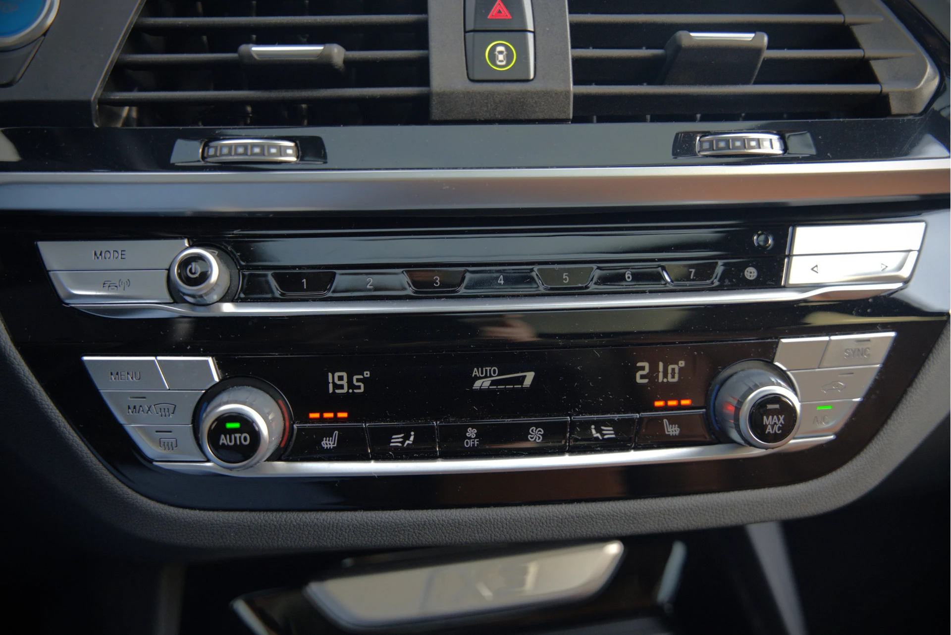 Hoofdafbeelding BMW iX3