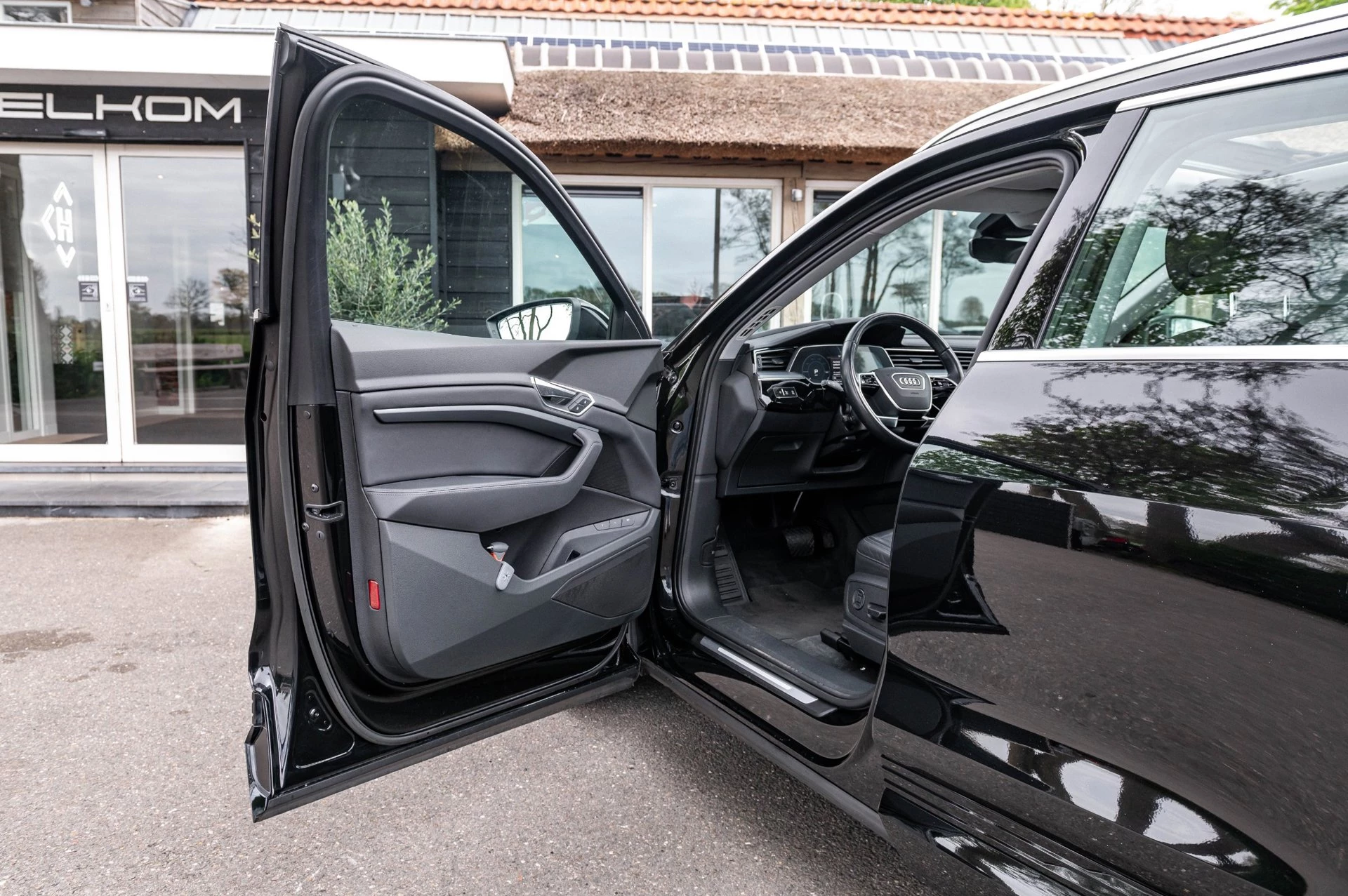 Hoofdafbeelding Audi e-tron