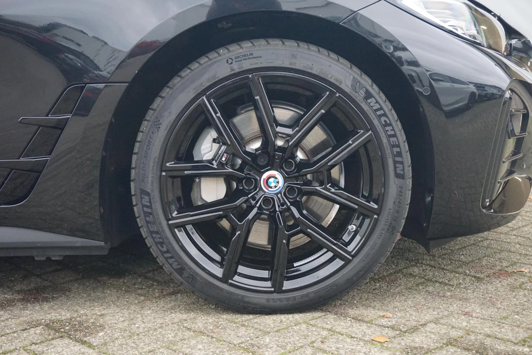 Hoofdafbeelding BMW i4