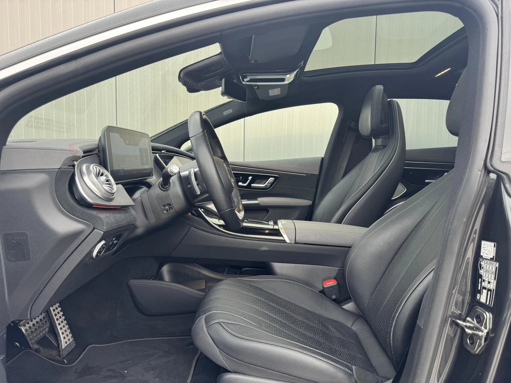Hoofdafbeelding Mercedes-Benz EQS