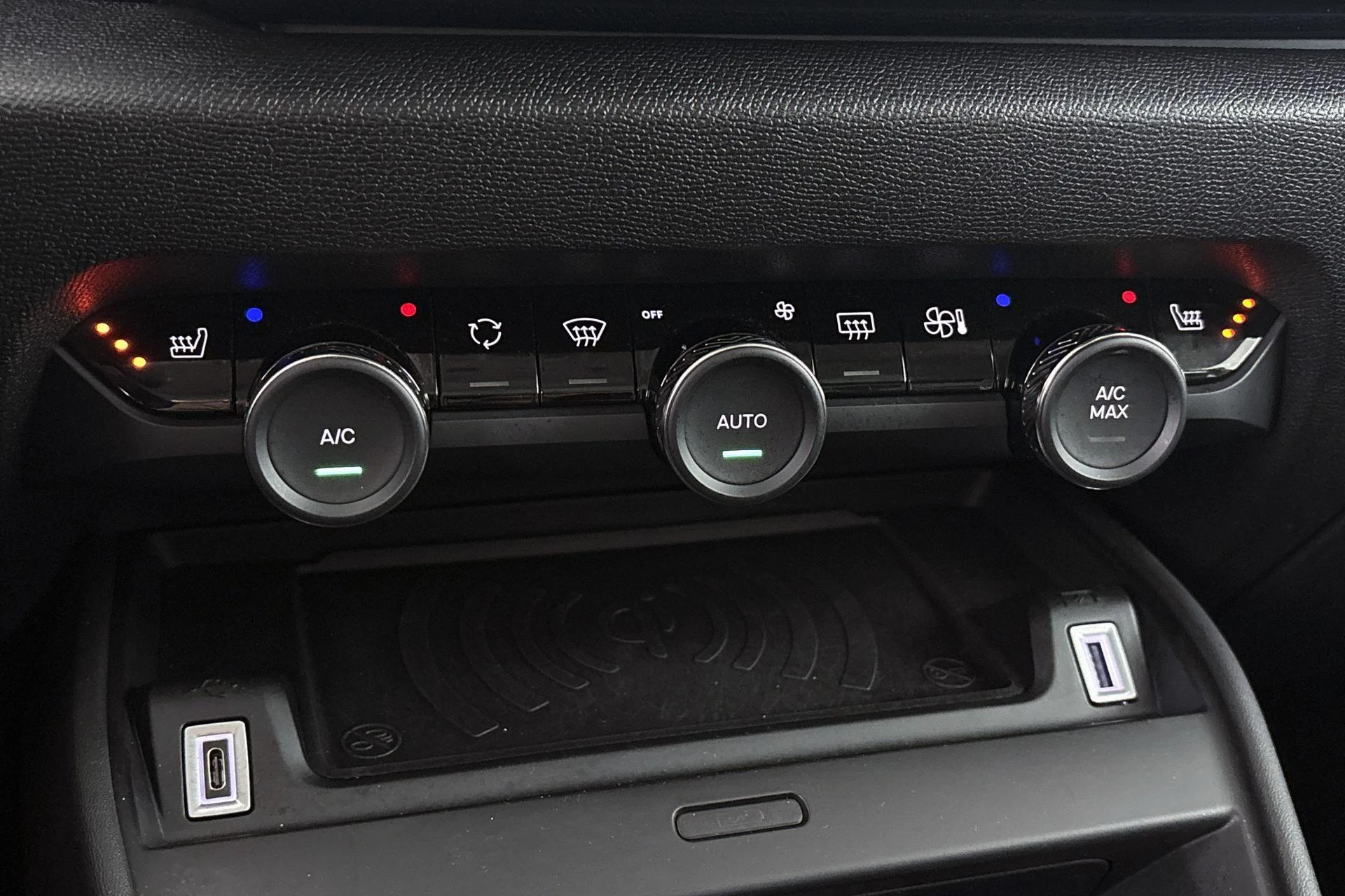 Hoofdafbeelding Citroën ë-C4