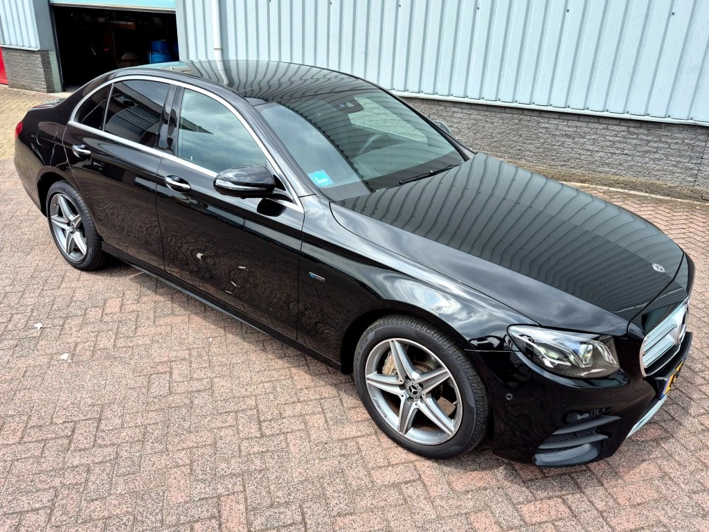 Hoofdafbeelding Mercedes-Benz E-Klasse