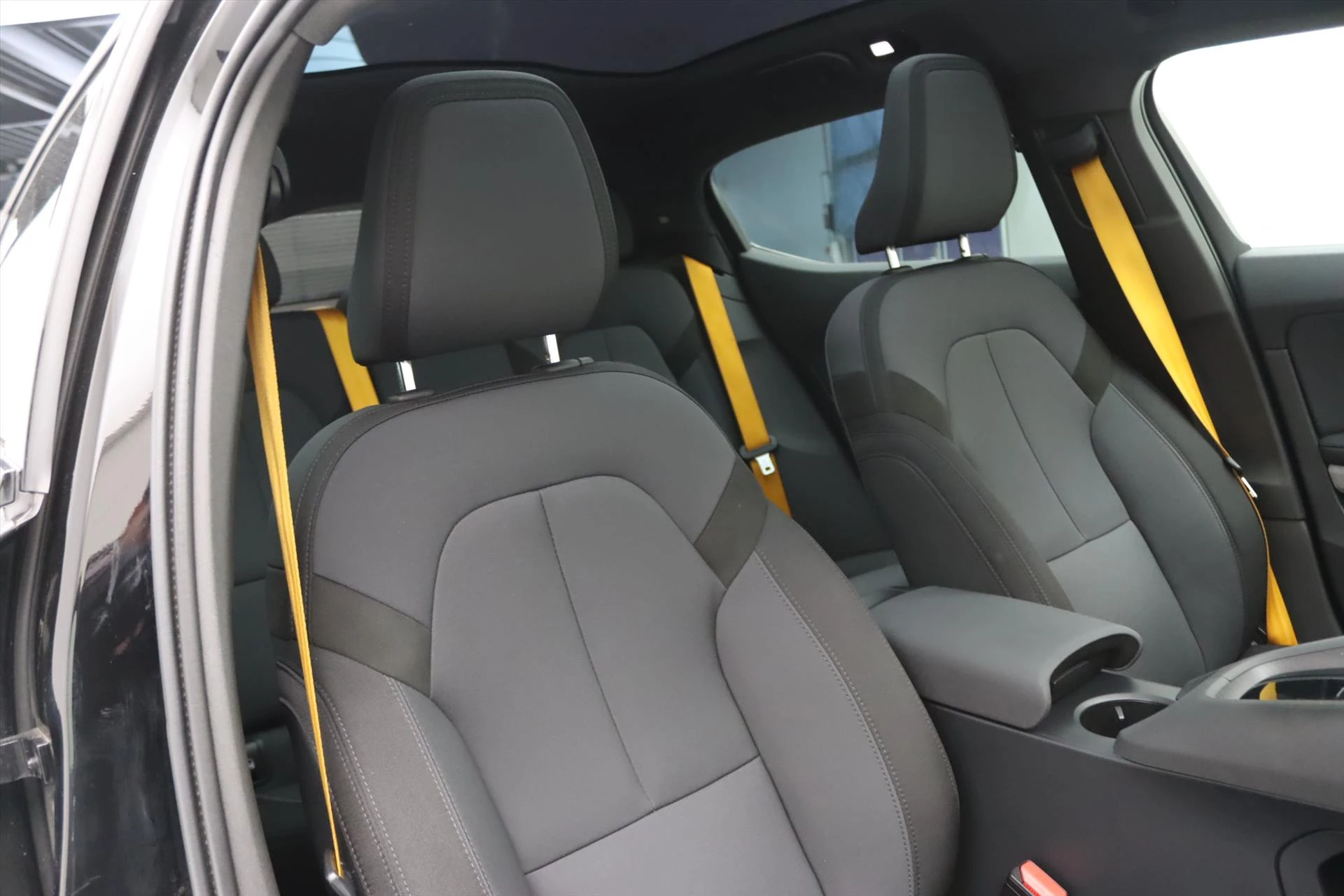 Hoofdafbeelding Polestar 2