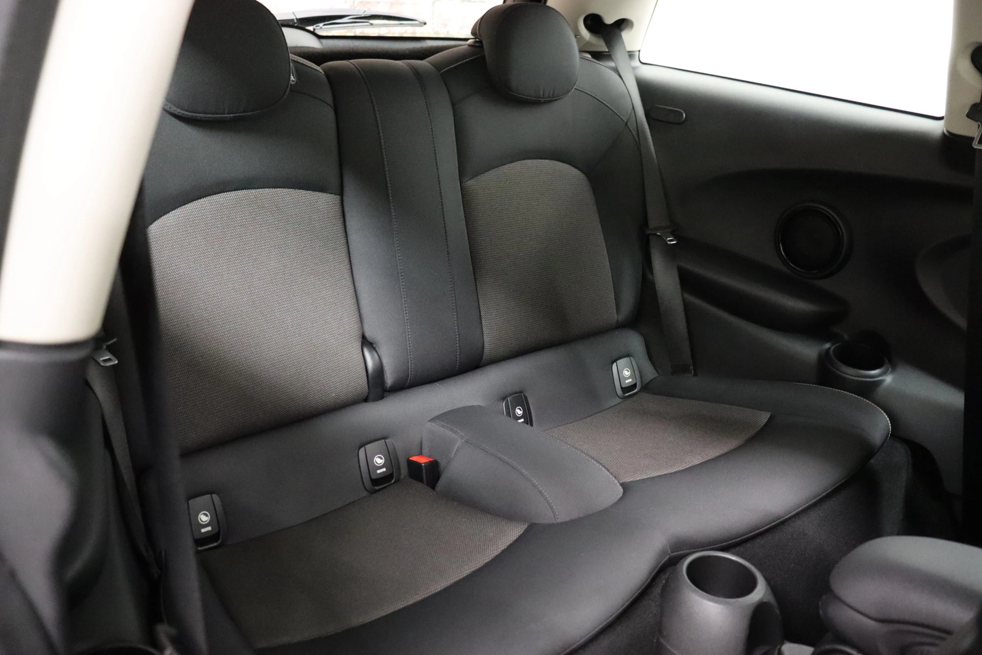 Hoofdafbeelding MINI One