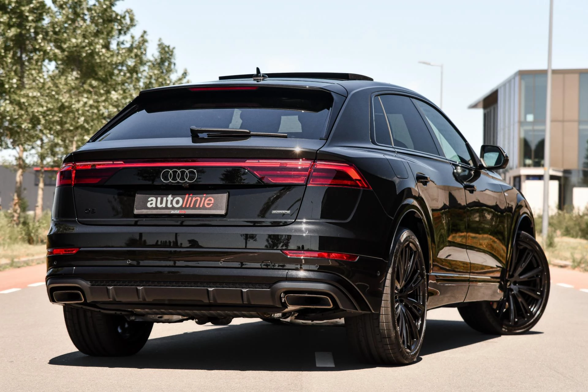 Hoofdafbeelding Audi Q8
