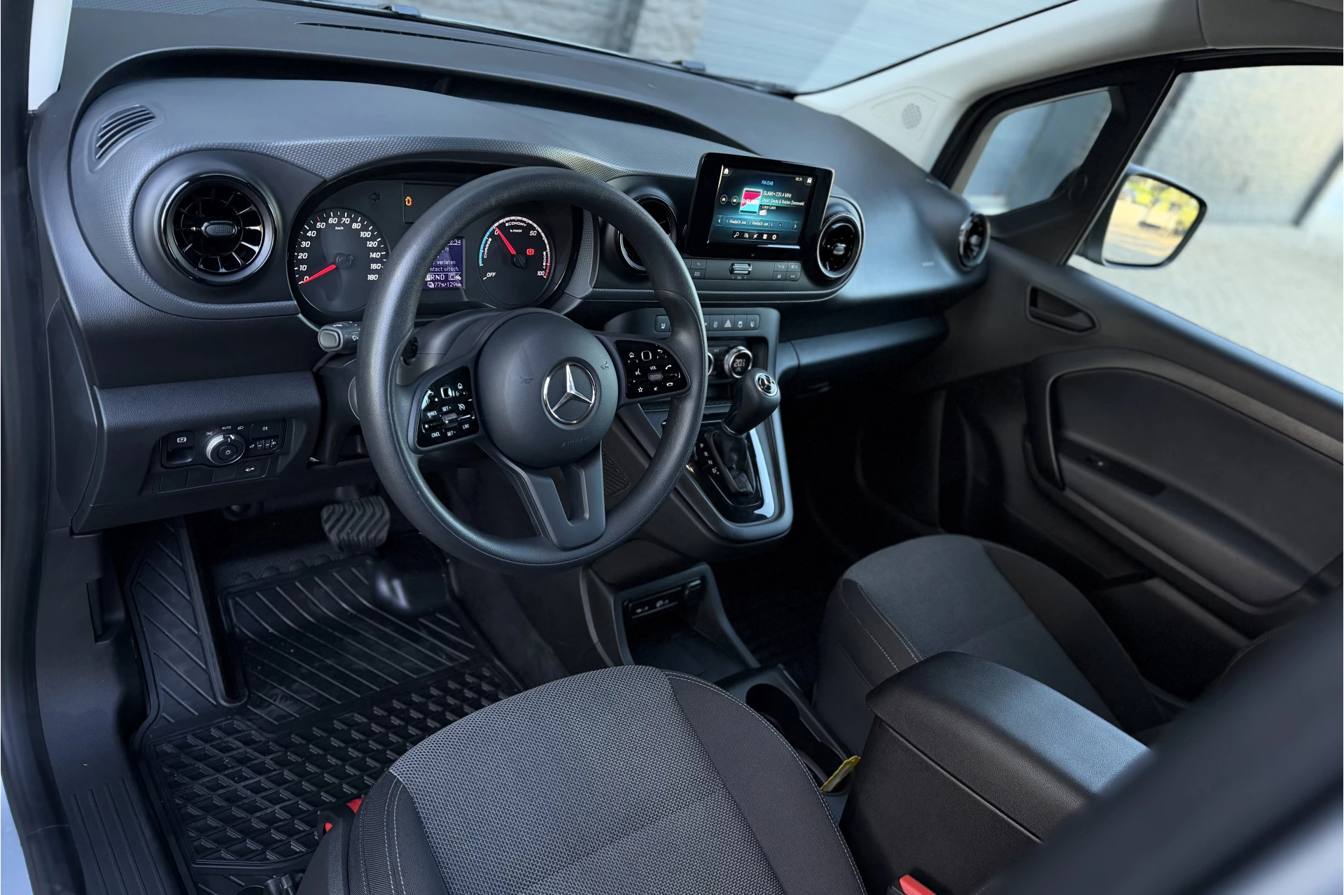 Hoofdafbeelding Mercedes-Benz eCitan