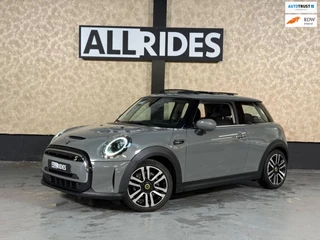 Mini Mini Electric Camden Plus Edition 33 kWh | Pano | Keyless | Camera | Sfeerverlichting
