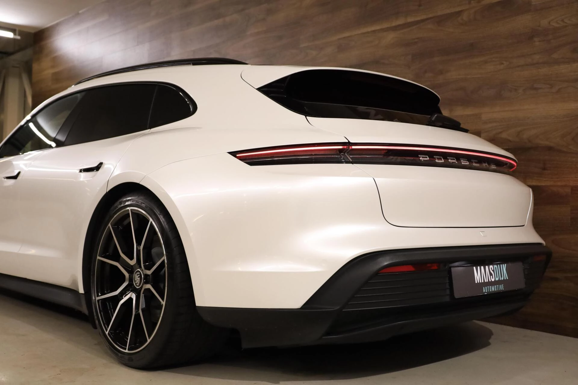 Hoofdafbeelding Porsche Taycan