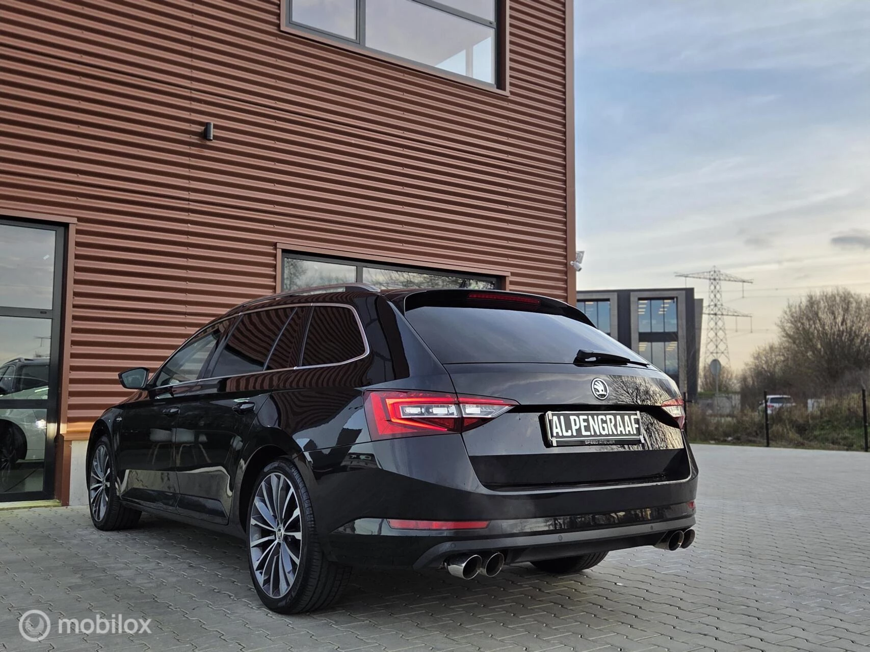 Hoofdafbeelding Škoda Superb