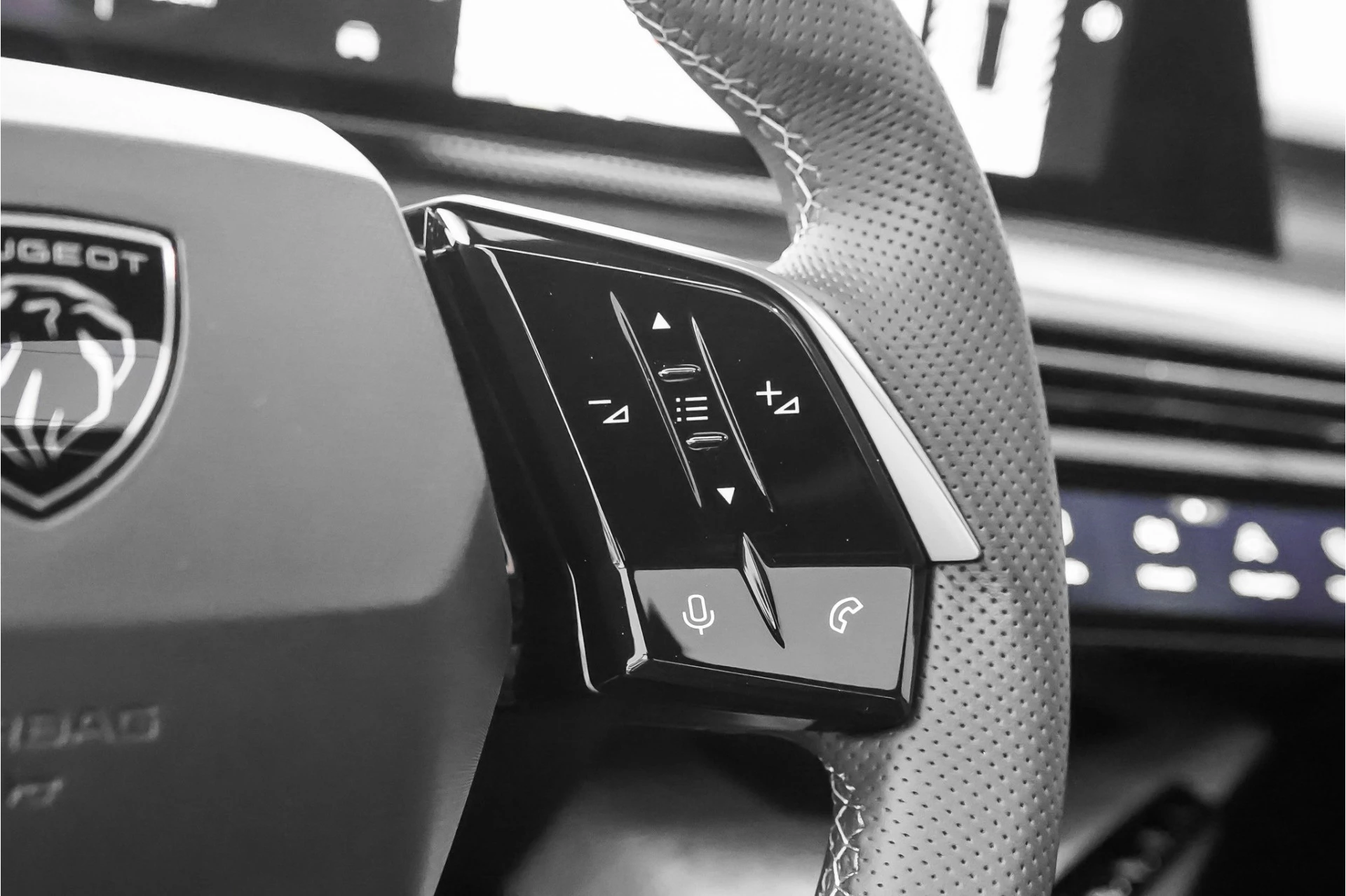 Hoofdafbeelding Peugeot e-3008