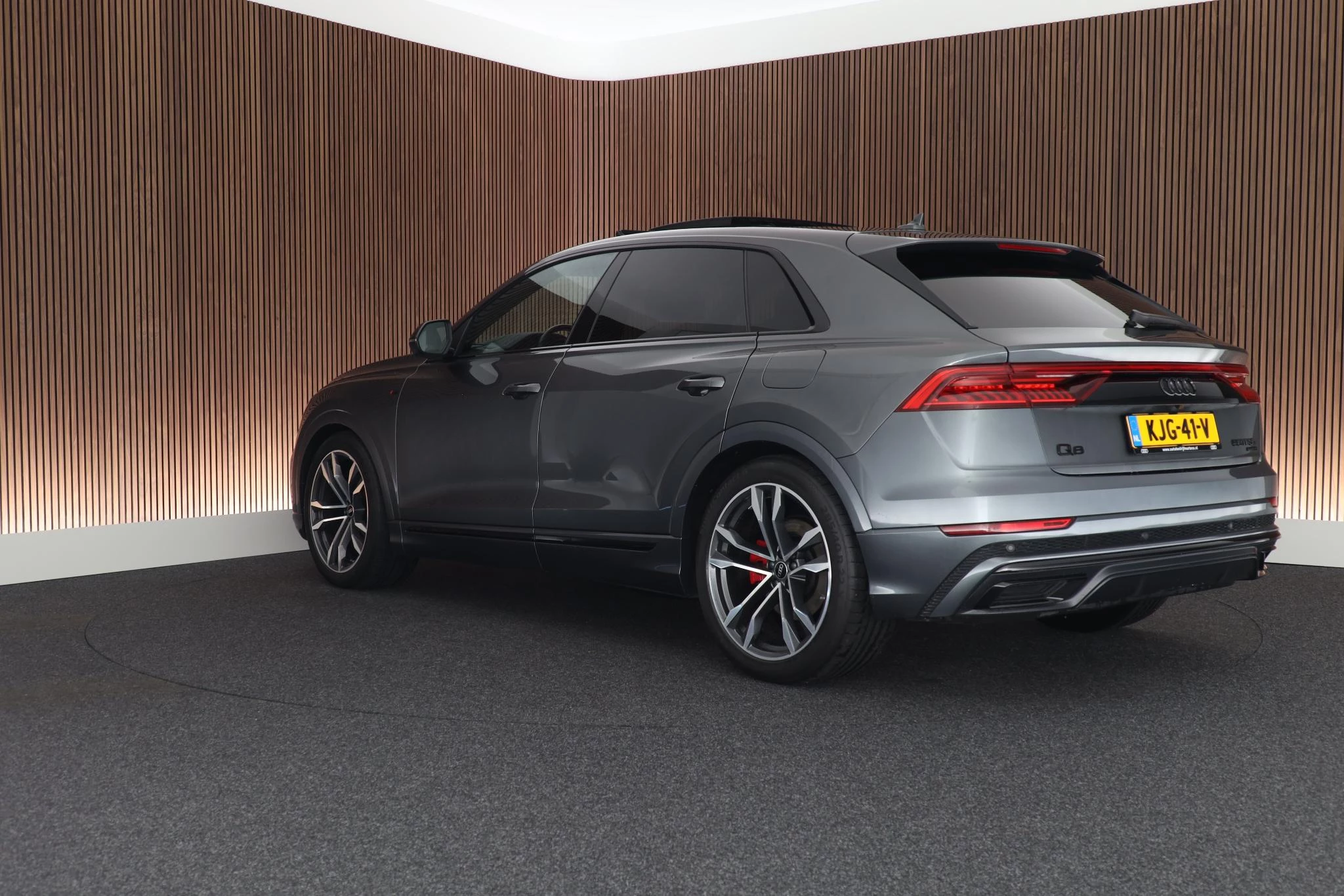 Hoofdafbeelding Audi Q8