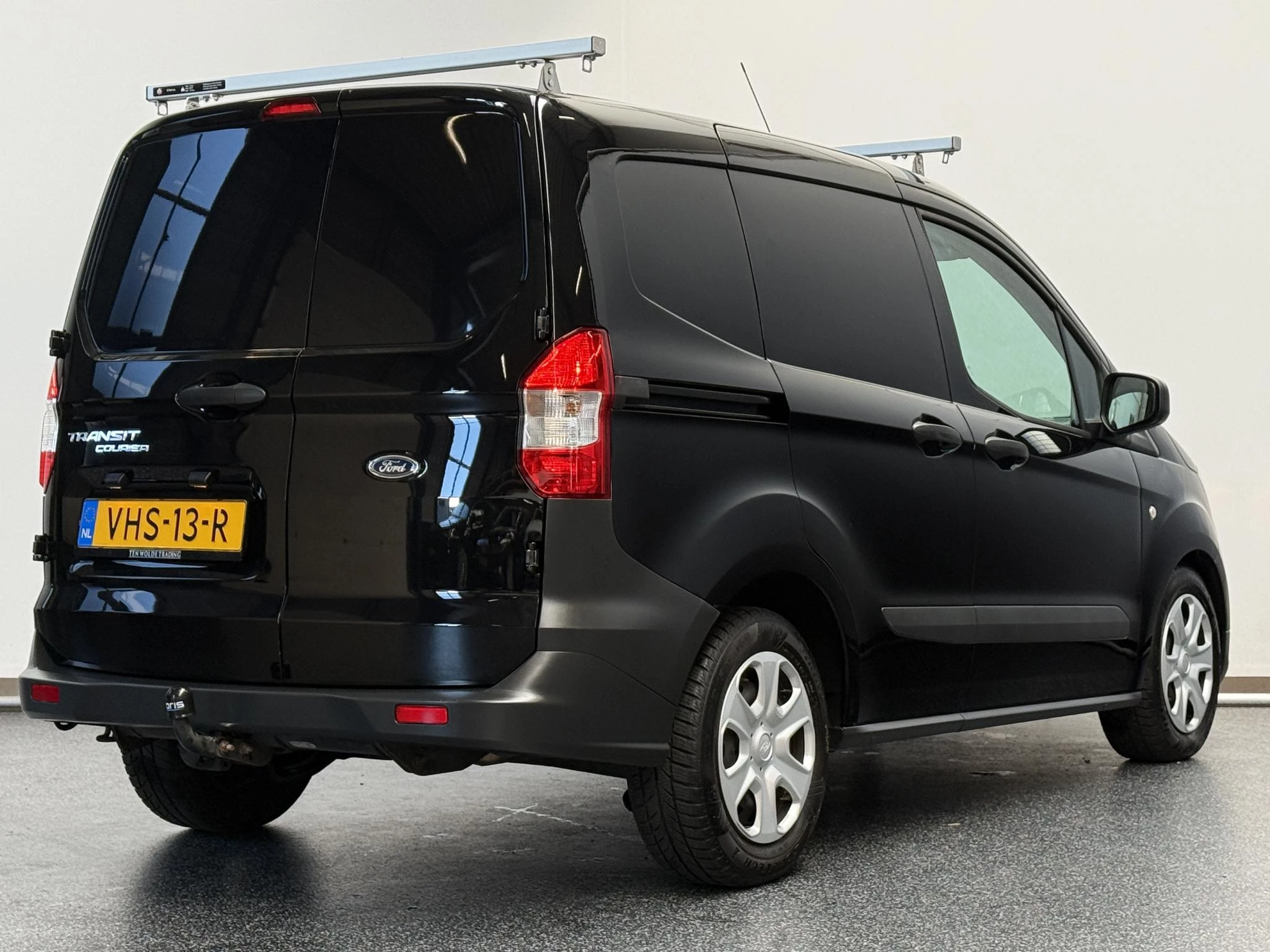 Hoofdafbeelding Ford Transit Courier