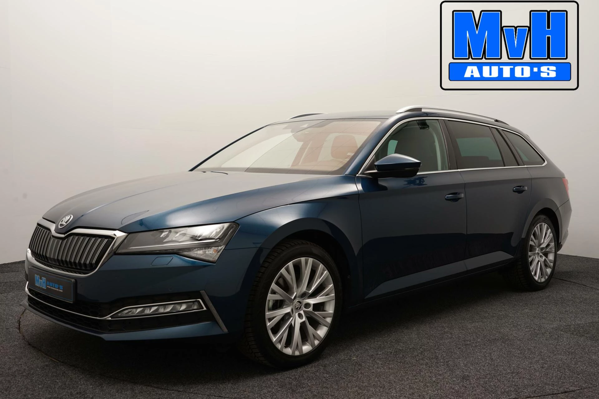 Hoofdafbeelding Škoda Superb