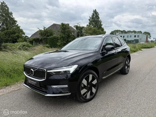 Volvo XC60 2.0 T6 Plug-in AWD Ultra Bright/ B&W / Pano / 360