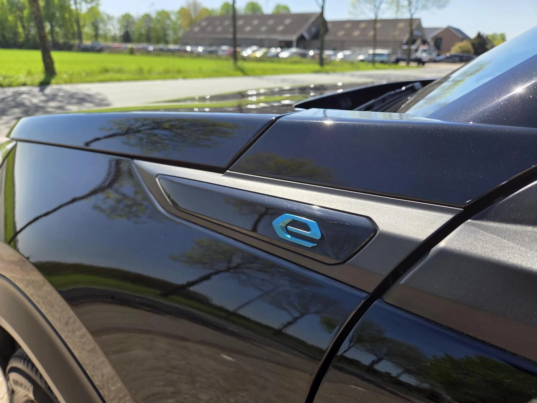 Hoofdafbeelding Peugeot e-2008