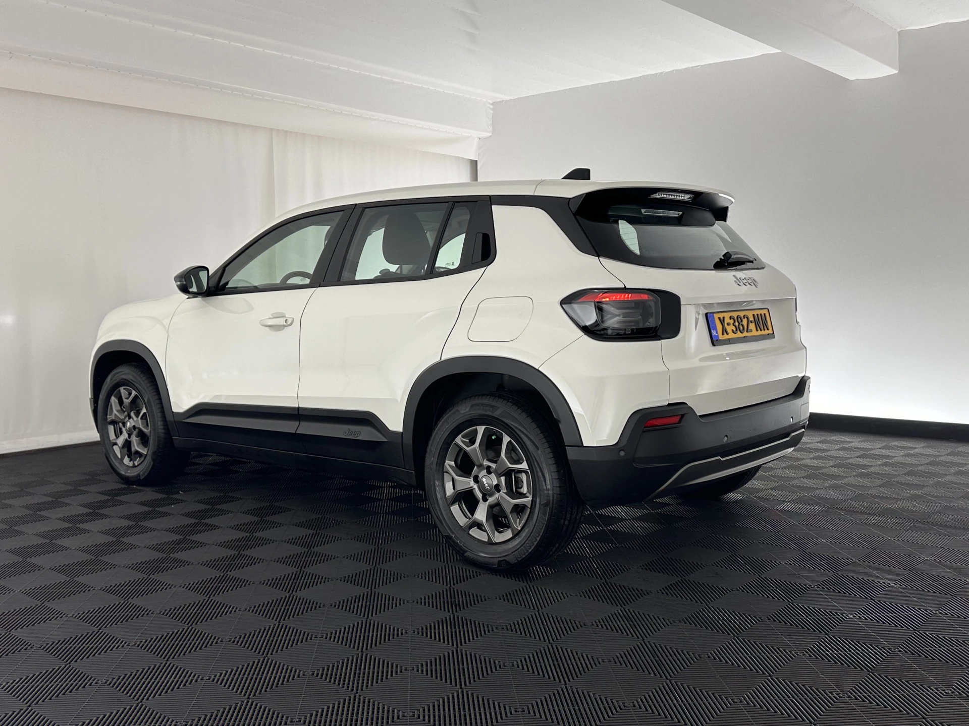 Hoofdafbeelding Jeep Avenger