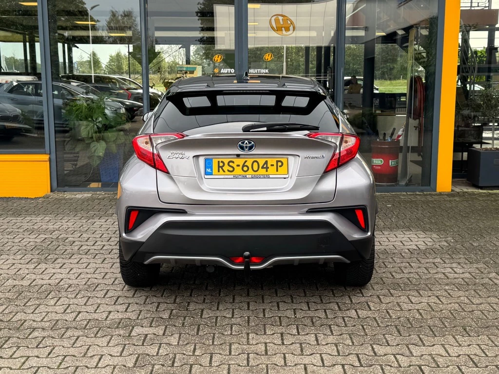 Hoofdafbeelding Toyota C-HR