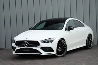 Mercedes-Benz CLA 200 AMG Aut7 Sfeerverlichting Panoramadak Stoelverw. 19" Led 2022.