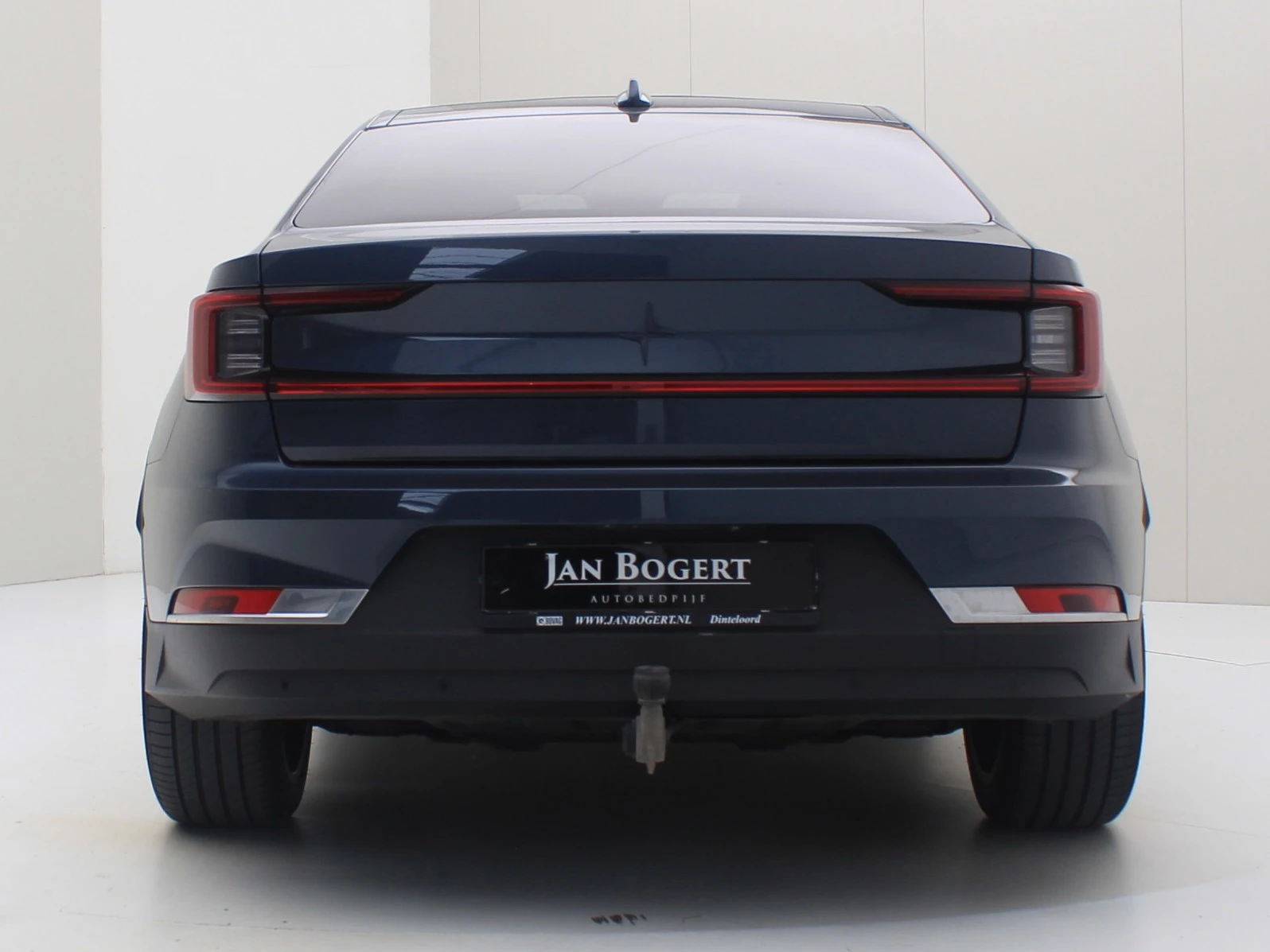 Hoofdafbeelding Polestar 2