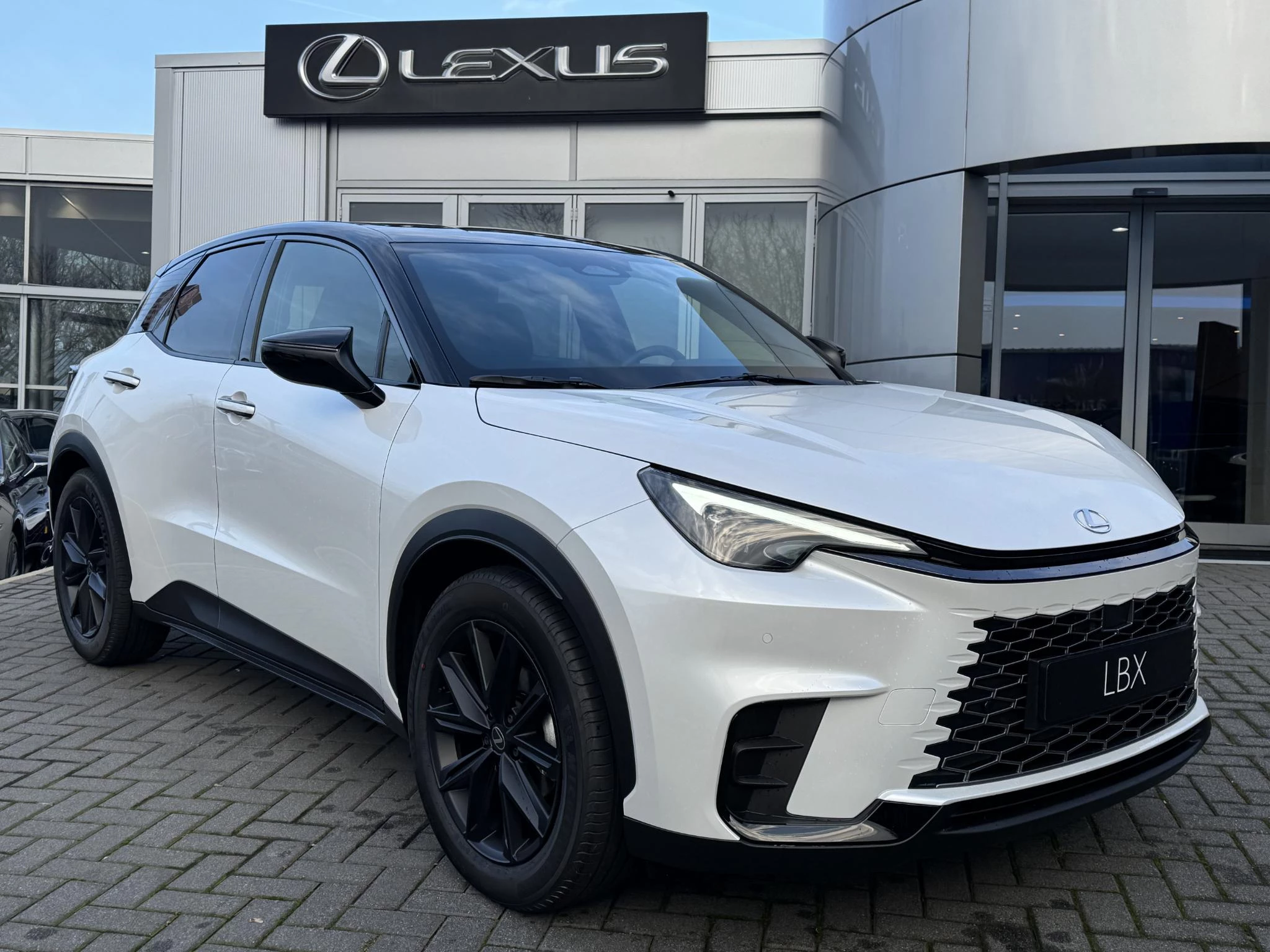 Hoofdafbeelding Lexus LBX