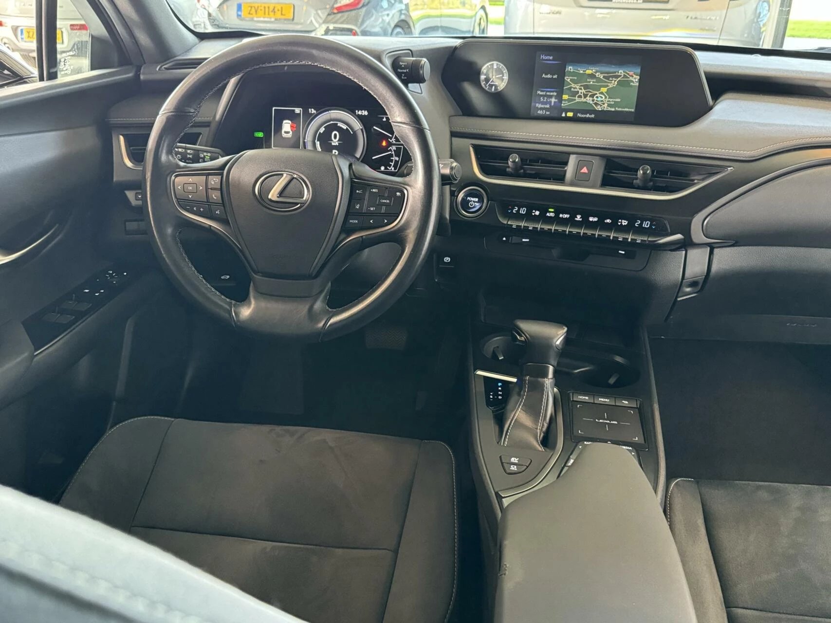 Hoofdafbeelding Lexus UX