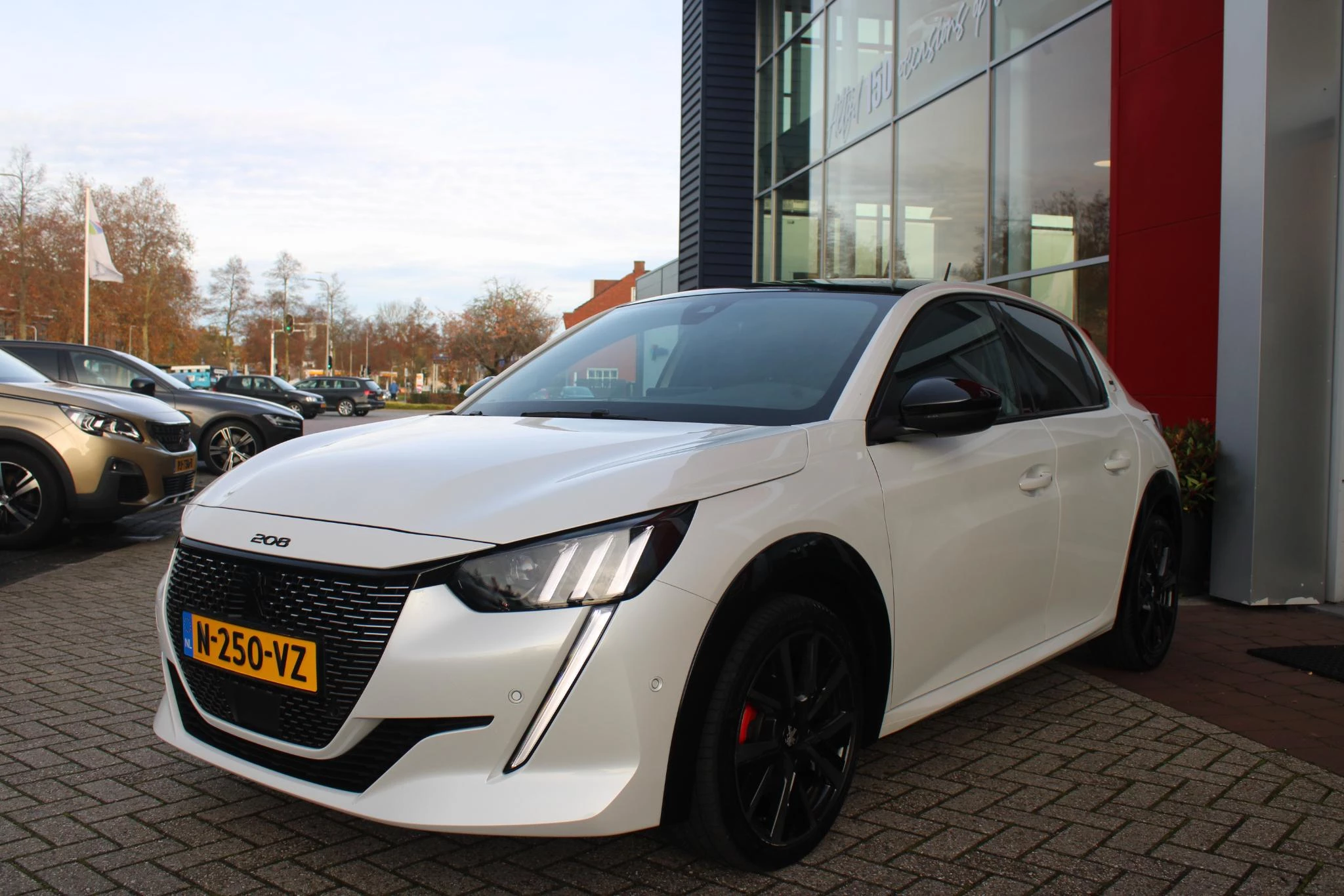 Hoofdafbeelding Peugeot 208