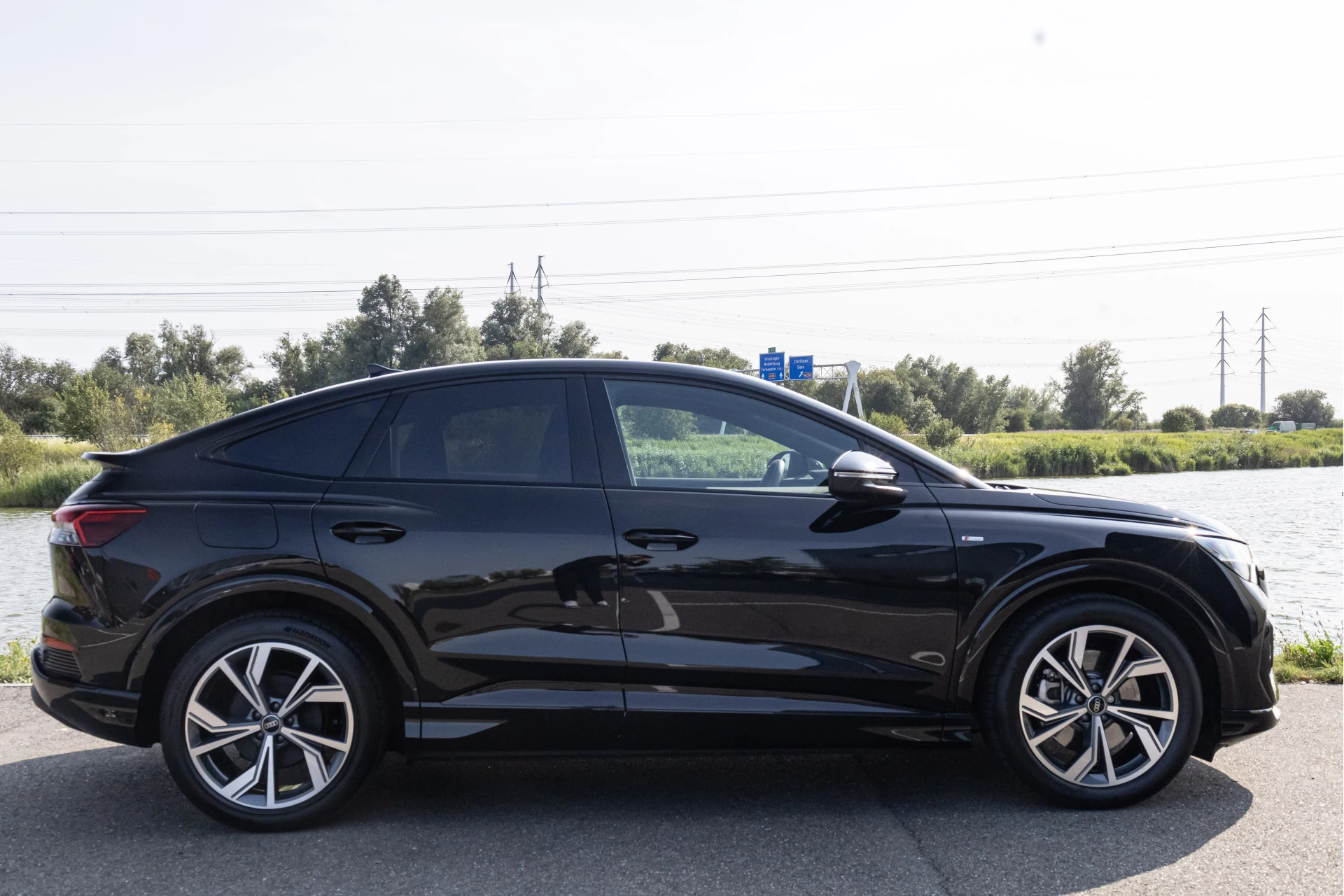 Hoofdafbeelding Audi Q4 e-tron