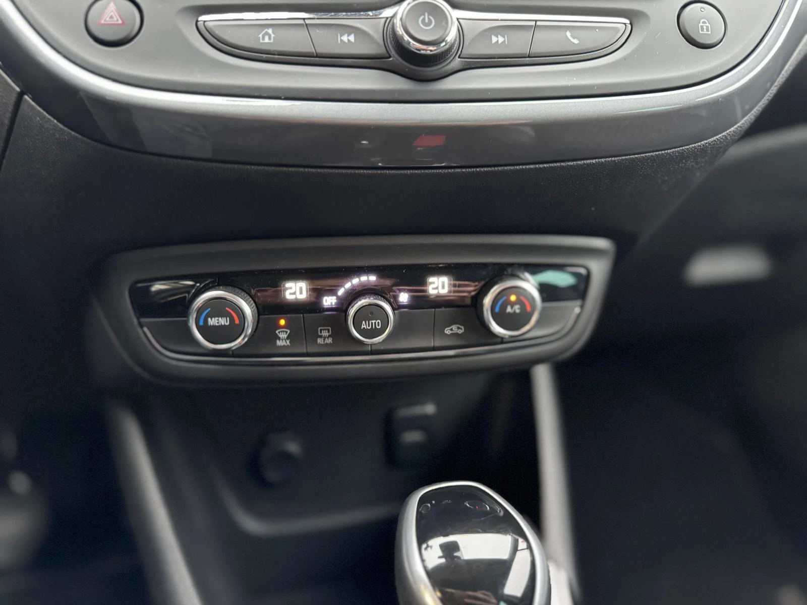 Hoofdafbeelding Opel Crossland X