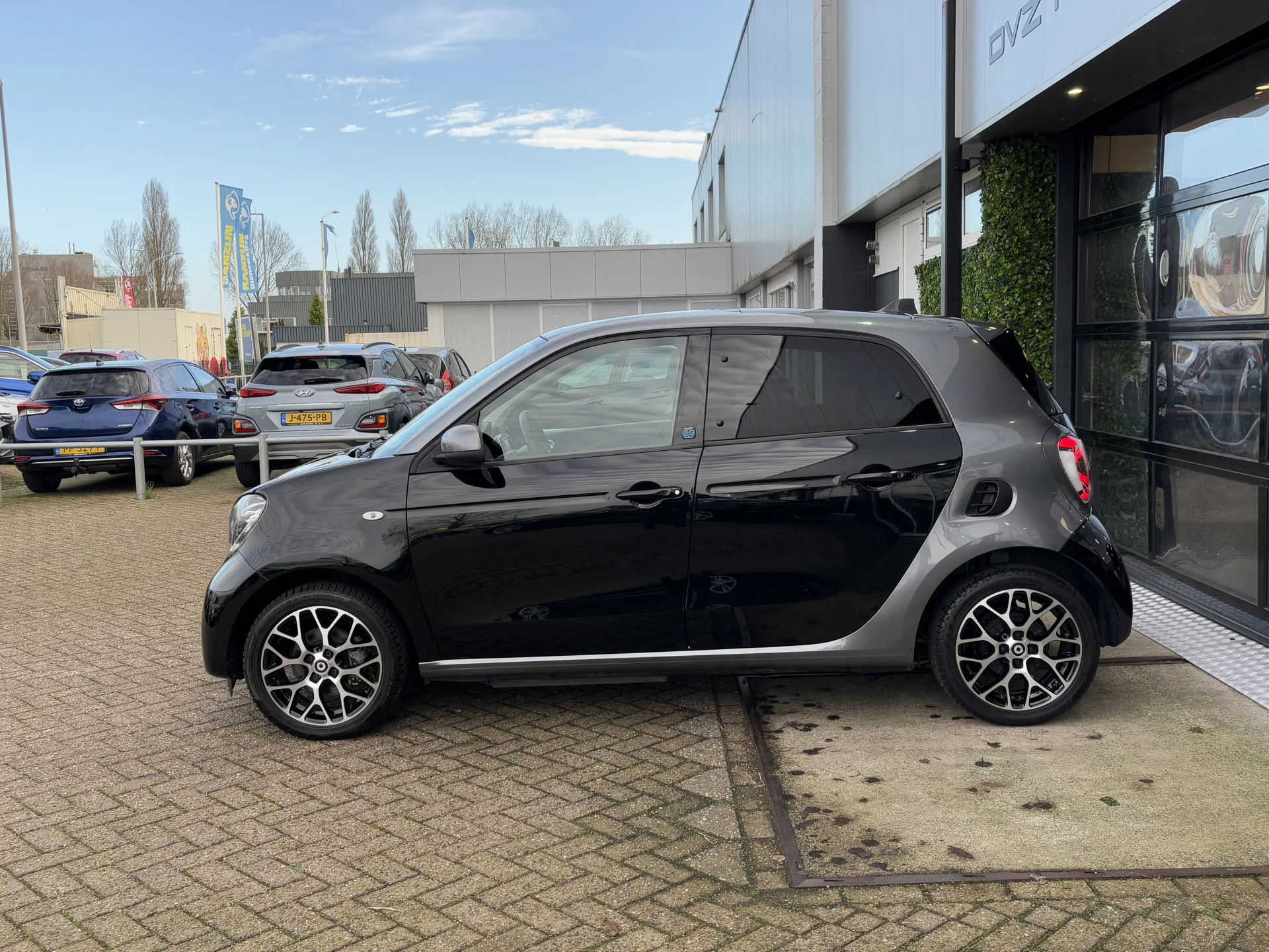 Hoofdafbeelding Smart Forfour