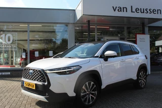 Toyota Corolla Cross 2.0 HIGH POWER HYBRID LAUNCH EDITION PANO-DAK JBL GELUID DODEHOEK STOEL & STUUR VERW. EL-ACHTERKLEP