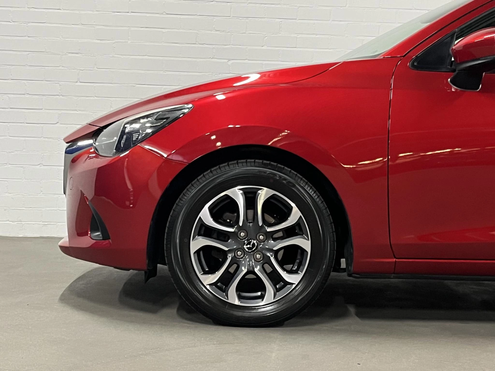 Hoofdafbeelding Mazda 2