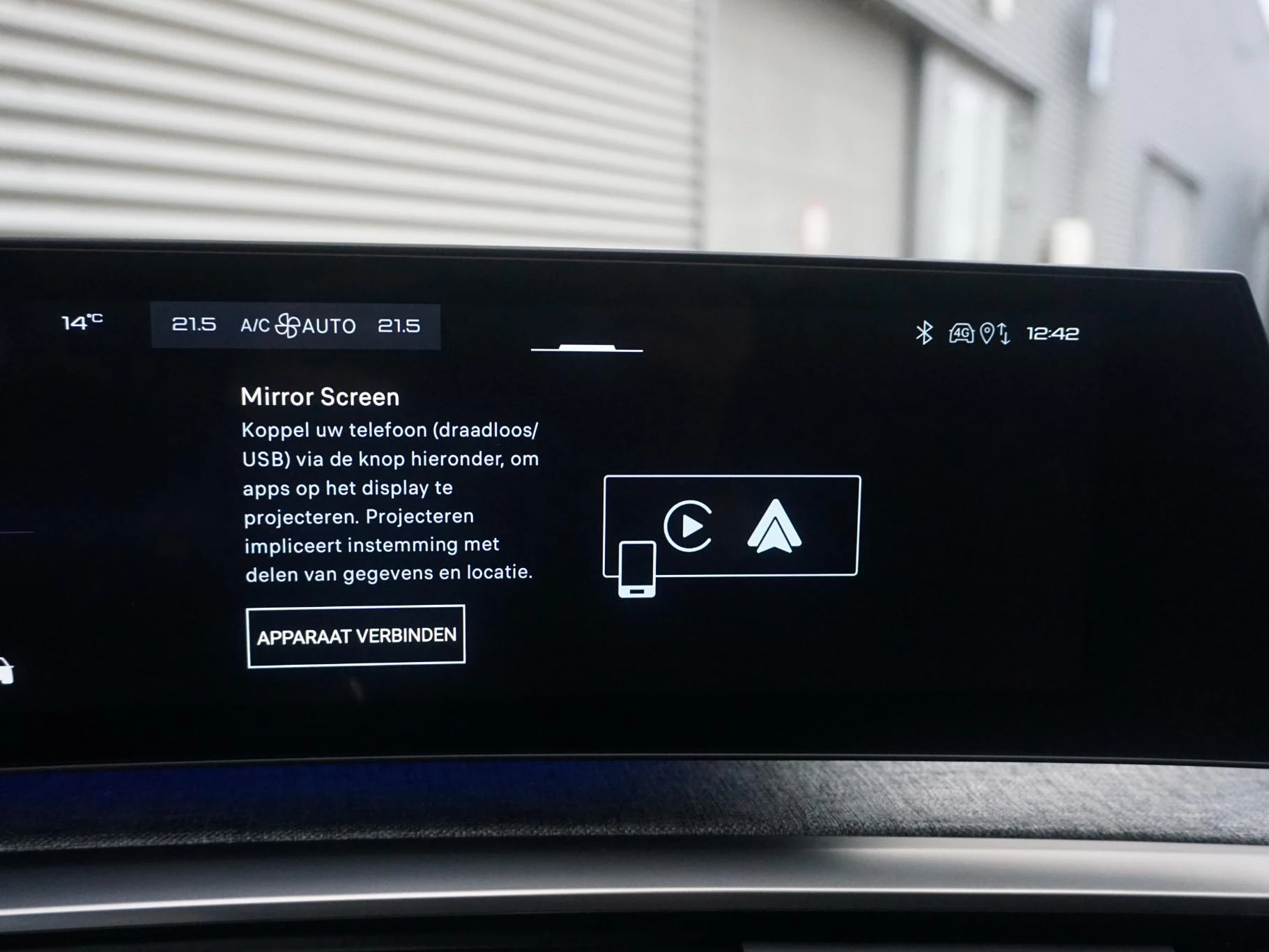 Hoofdafbeelding Peugeot e-3008