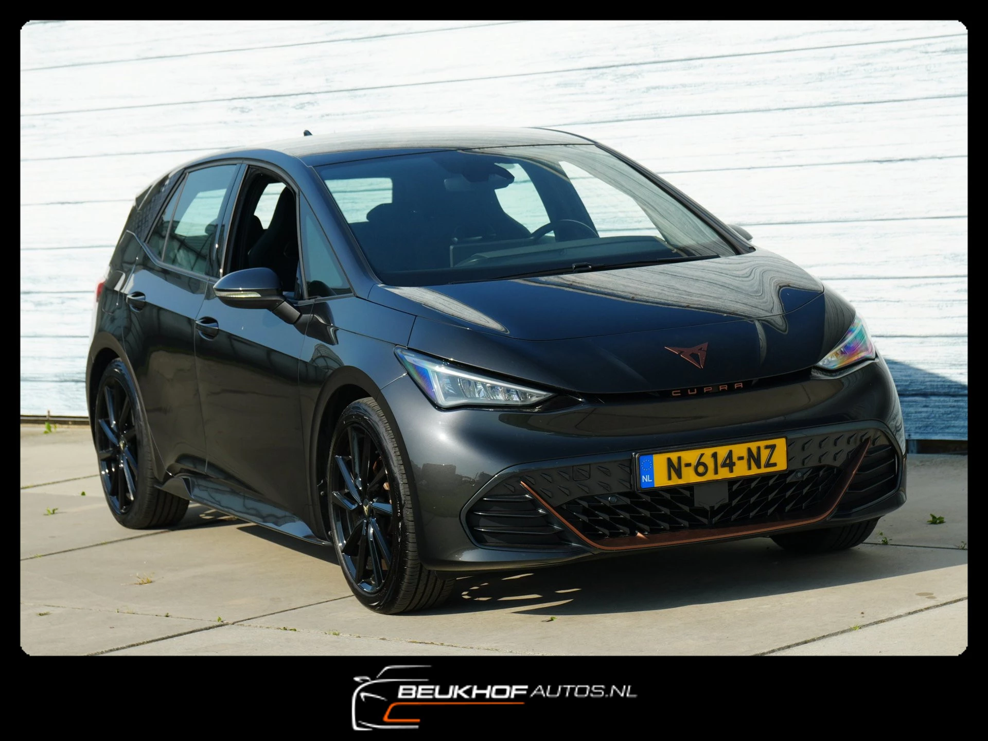 Hoofdafbeelding CUPRA Born