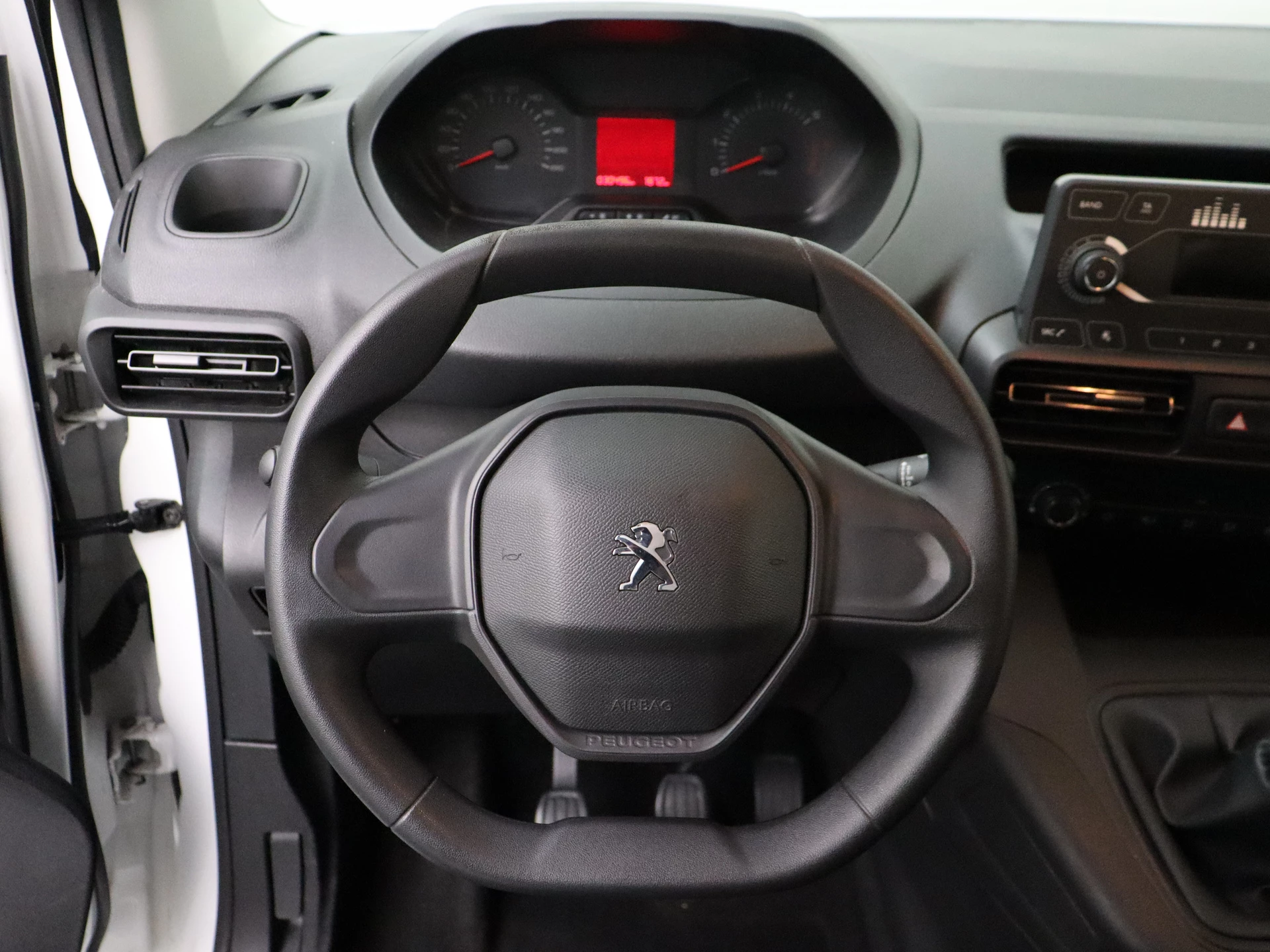Hoofdafbeelding Peugeot Partner
