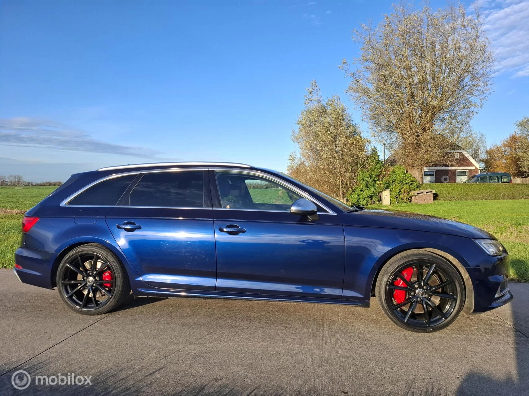 Hoofdafbeelding Audi S4