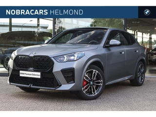 Hoofdafbeelding BMW X2 BMW X2 sDrive20i M Sport Automaat / Panoramadak / Trekhaak / Sportstoelen / Achteruitrijcamera / M Adaptief onderstel / Comfort Access / Adaptieve LED