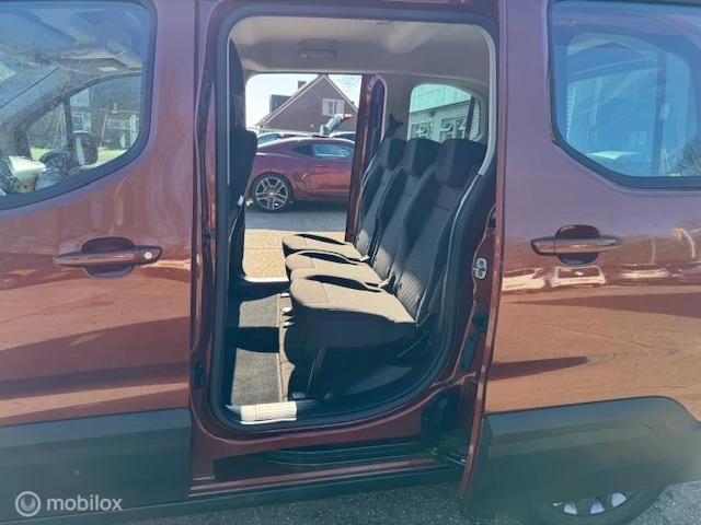 Hoofdafbeelding Peugeot Rifter