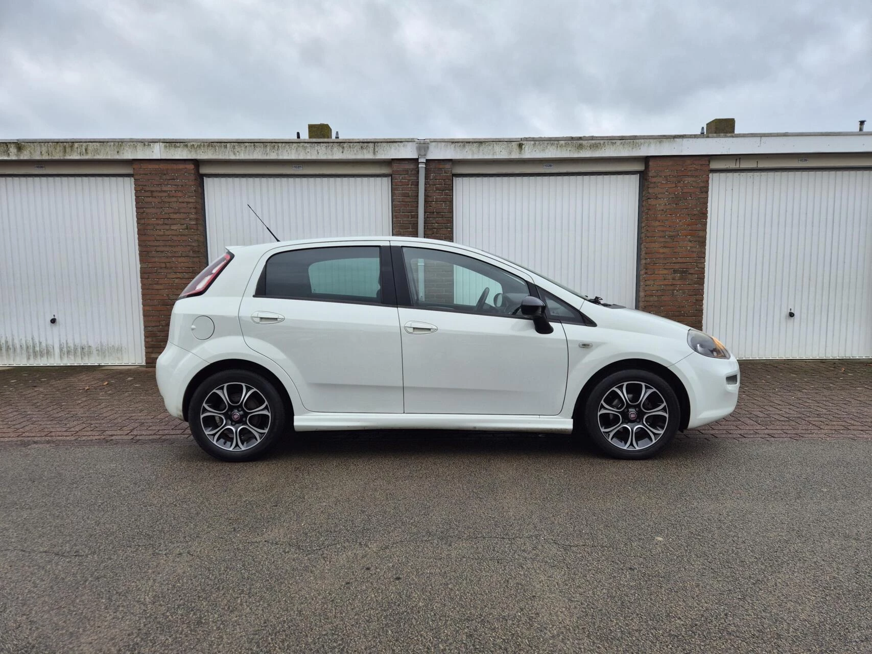 Hoofdafbeelding Fiat Punto