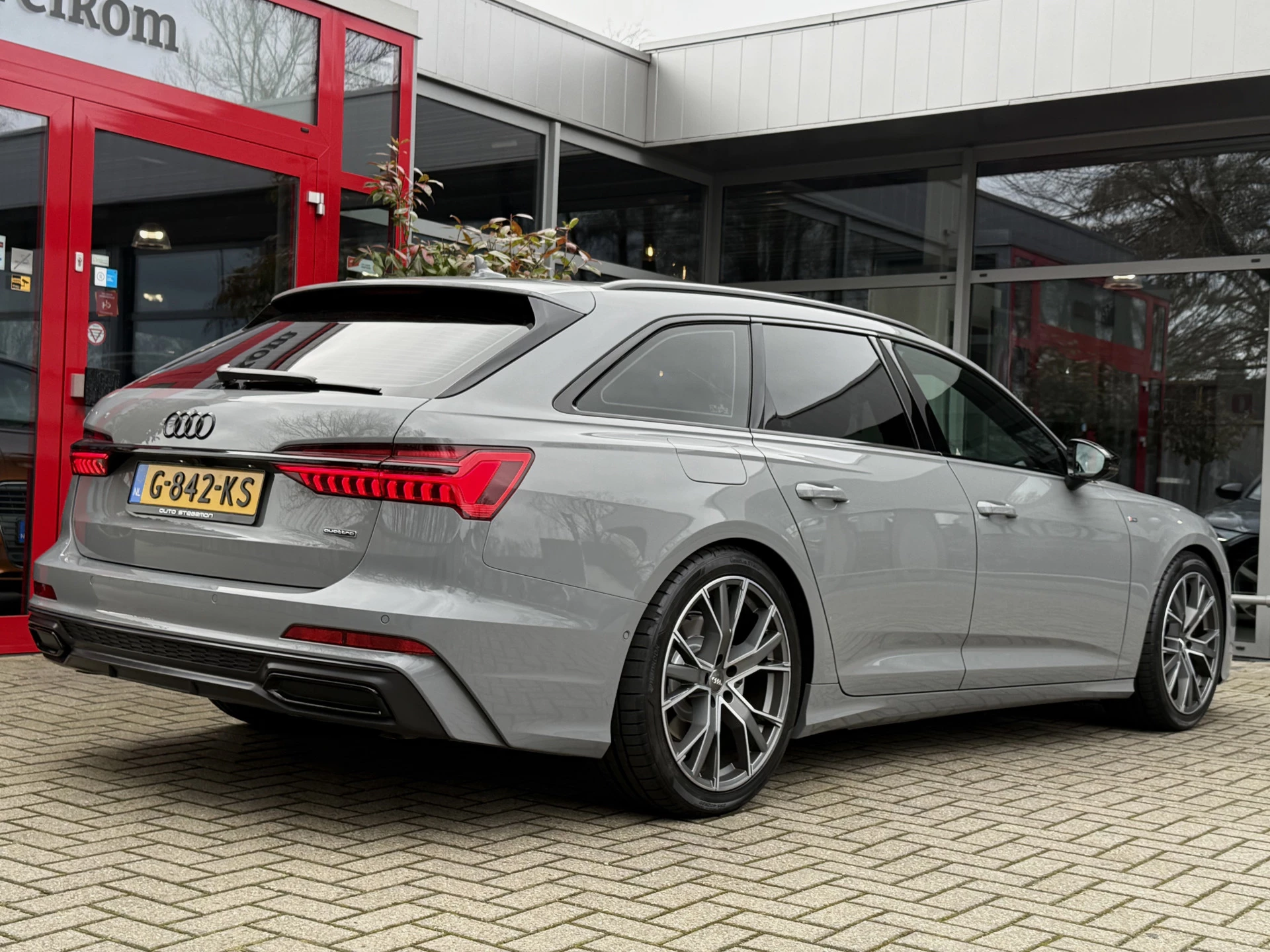 Hoofdafbeelding Audi A6