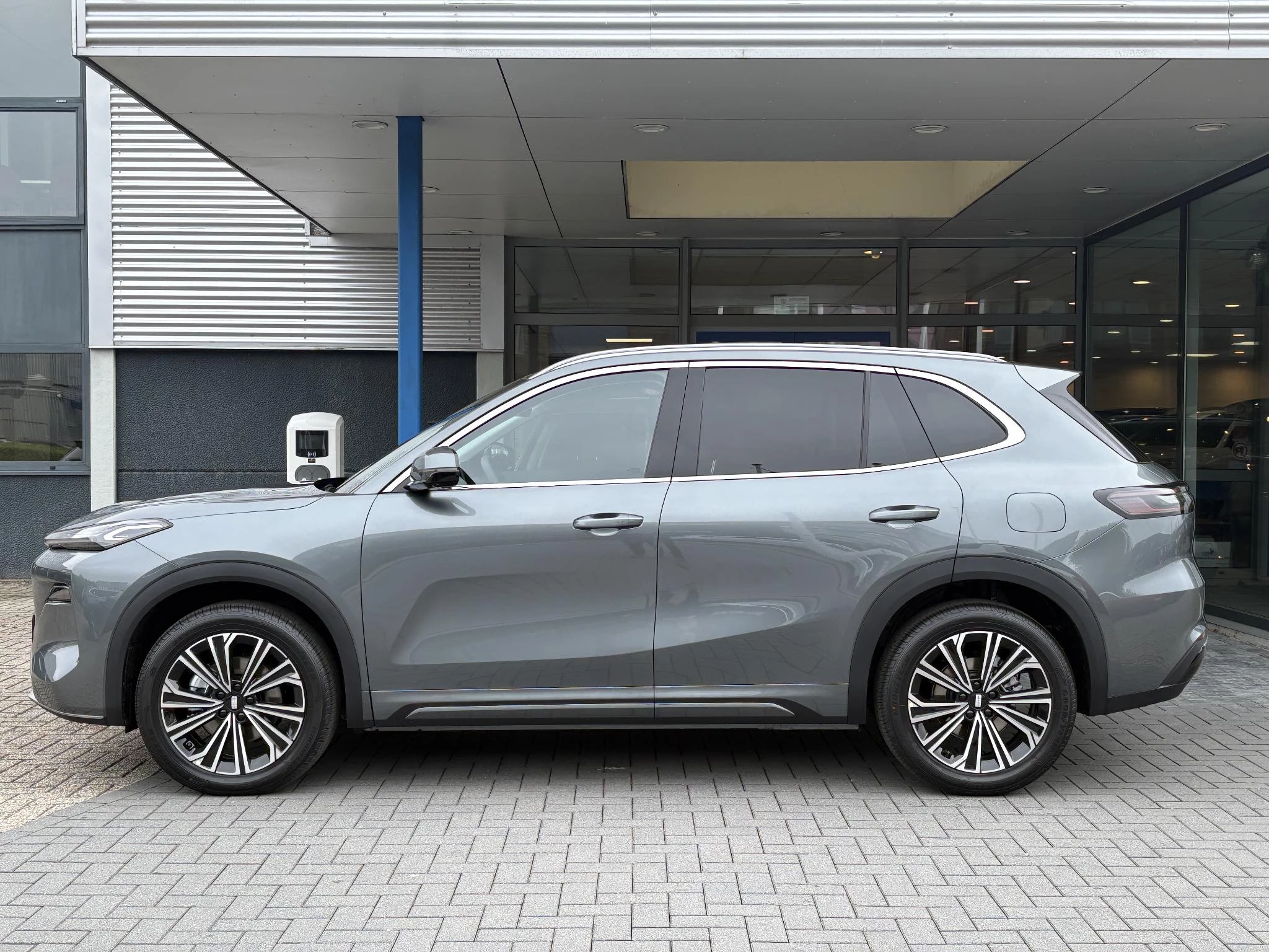 Hoofdafbeelding Geely Starray EM-i