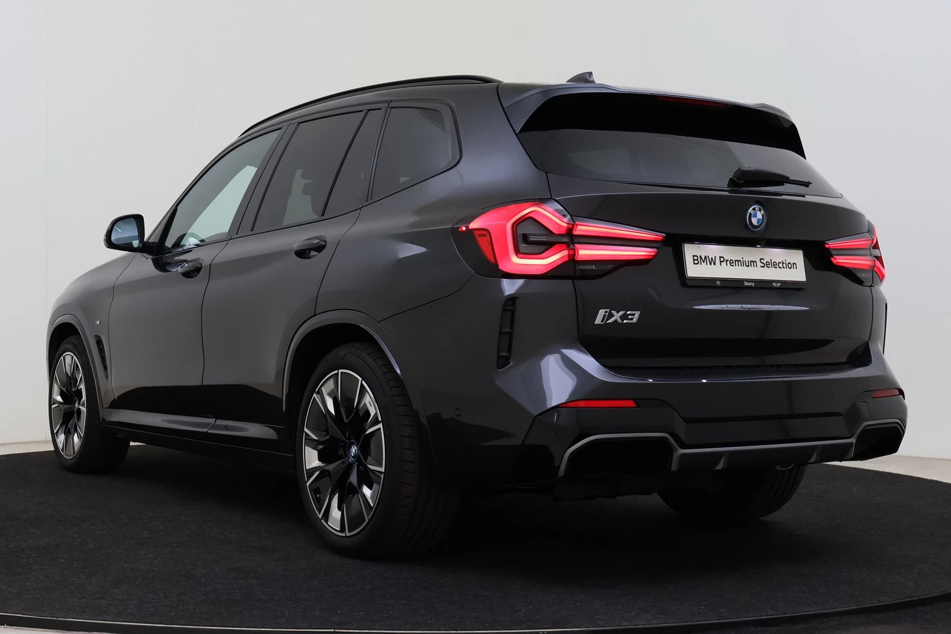 Hoofdafbeelding BMW iX3