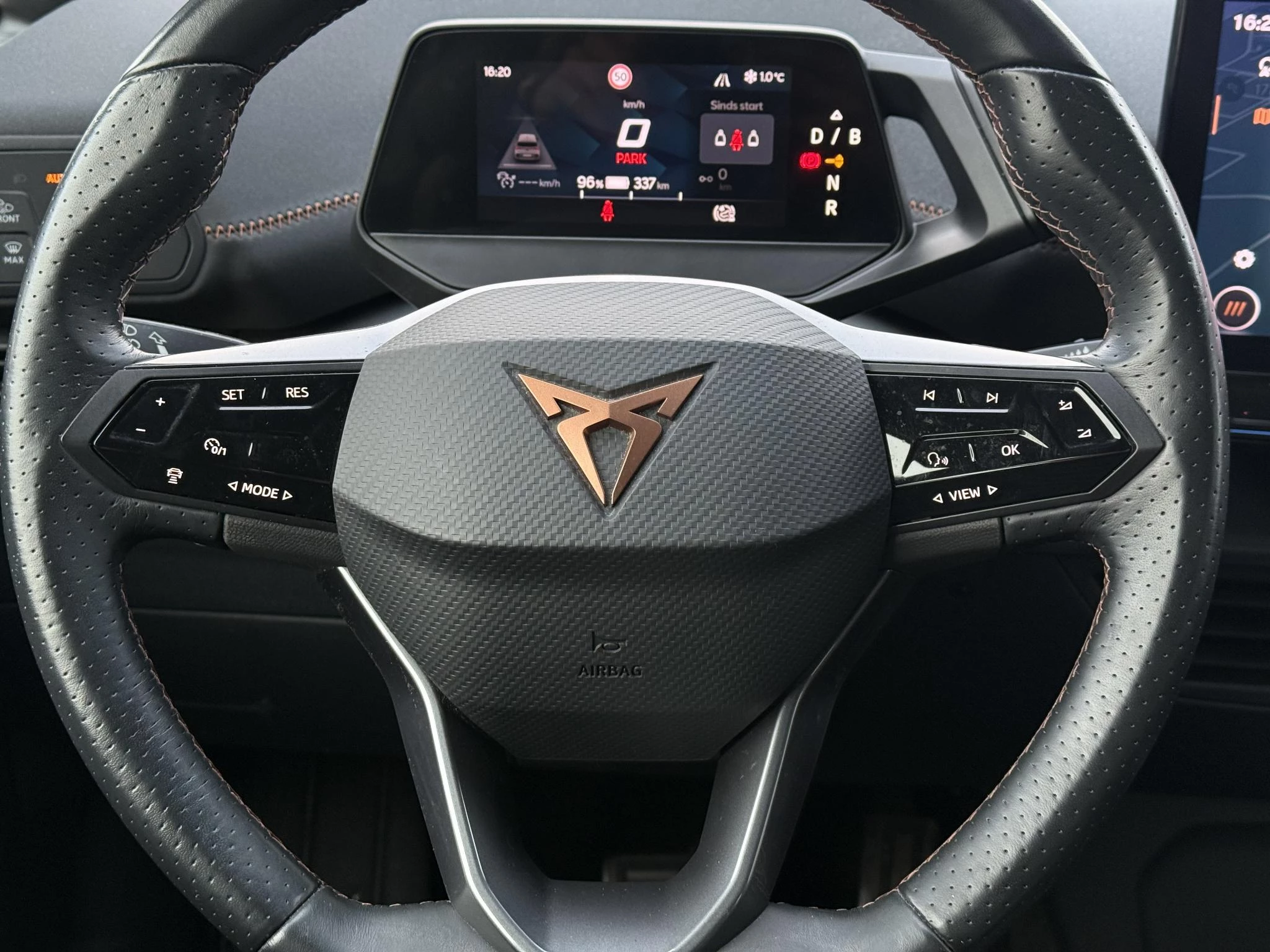 Hoofdafbeelding CUPRA Born