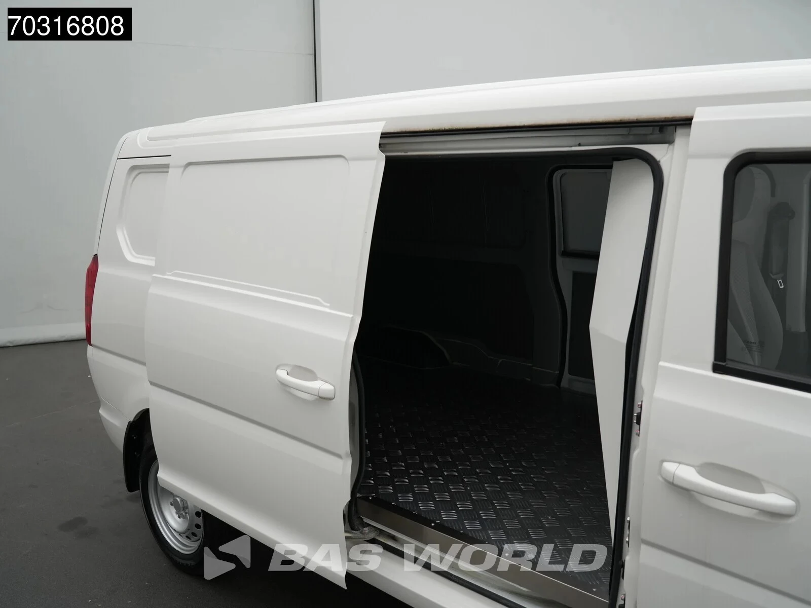 Hoofdafbeelding Cenntro Logistar 200