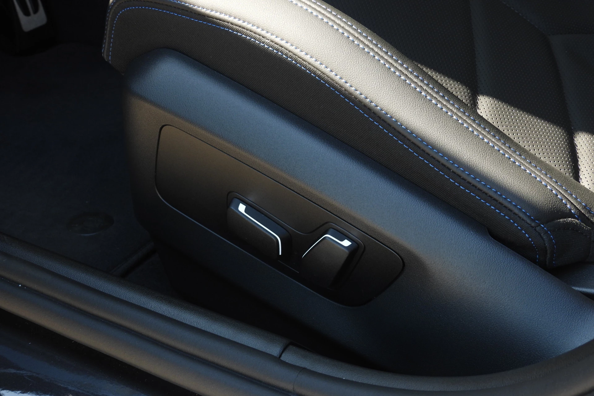 Hoofdafbeelding BMW i5