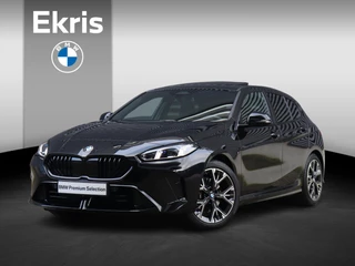 BMW 1-serie 5-deurs 120 | M Sportpakket | Panodak | Harman Kardon | Driving Assistant | Comfort Access | Getint Glas | Verwarmd Stuurwiel | Sporstoelen | 18'' LMV