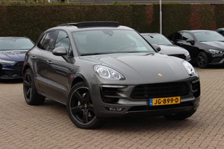 Porsche Macan 3.0 S / NL Auto! / 2e Eign. / Panoramadak / Camera / Adaptieve Stoelen / Luchtvering / 21'' / Bose / Sportdesign&Chrono / Stoelventilatie / Stuur+Stoelverwarming / Dodehoek / DAB / Cruise Control